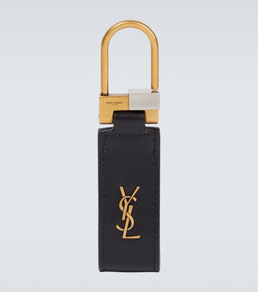 Najbolji izbor luksuzne odeće sa Mytheresa platforme mytheresa4 ezgif.com avif to jpg converter 905x1024 Najbolji izbor luksuzne odeće sa Mytheresa platforme