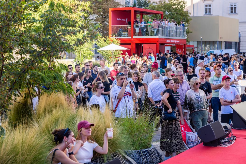 Julius Meinl Barista Cup 2026 1 Kako izgleda kada se najbolji baristi iz 15 zemalja okupe na jednom mestu? Bili smo u Beču da saznamo