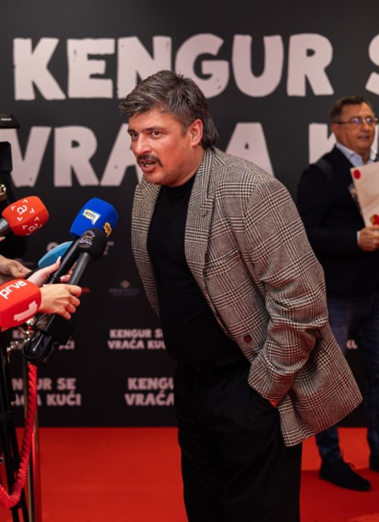 „KENGUR SE VRAĆA KUĆI“ sinoć premijerno prikazan u Sava centru