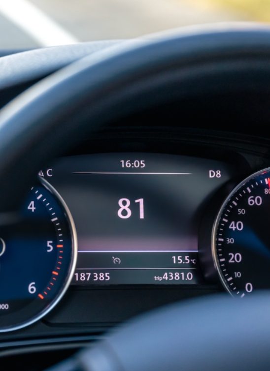 Oštećen auto, vraćena kilometraža? Kod polovnjaka u Srbiji ova dva problema često idu zajedno