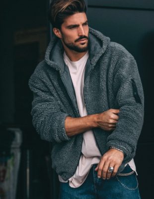 Tipovi jakni koje bi svaki muškarac trebalo da ima u svom ormaru