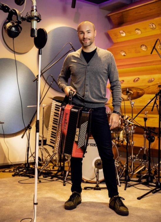 WMAN intervju: Aleksandar Sofronijević, umetnik na harmonici i muzički producent