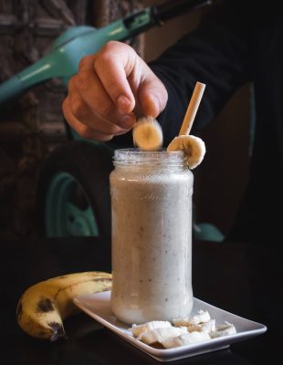 Pravo vreme za proteinske šejkove – ujutru, pre spavanja ili posle vežbanja?