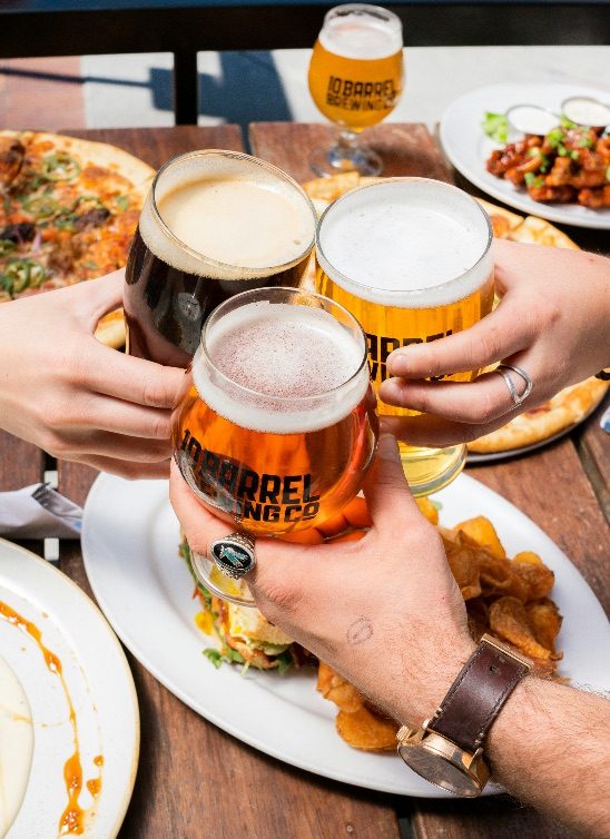 Šta pivo radi vašim crevima – i kako da pijete pametnije